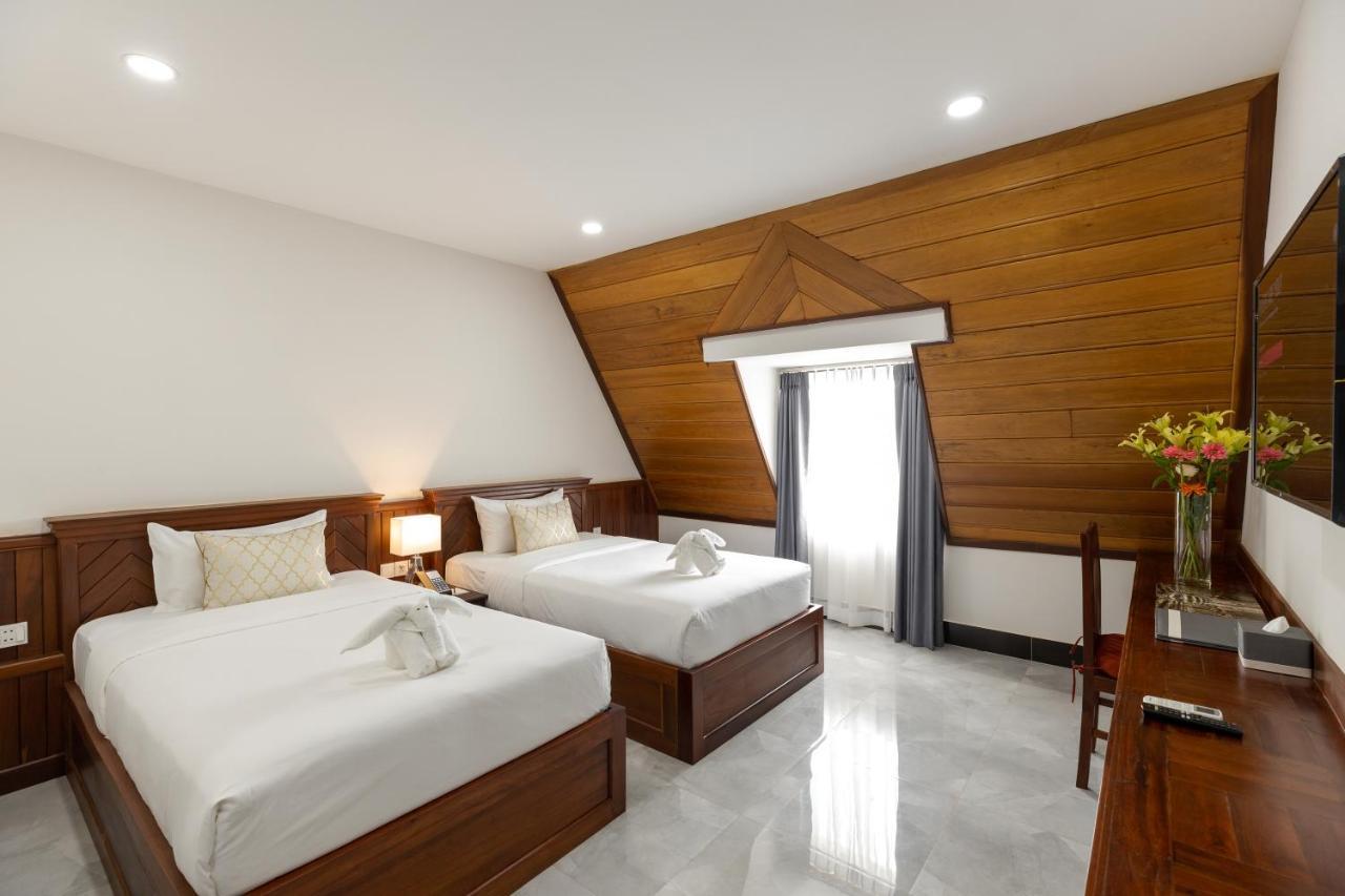 Blanc Smith Hotel Siem Reap Exterior foto
